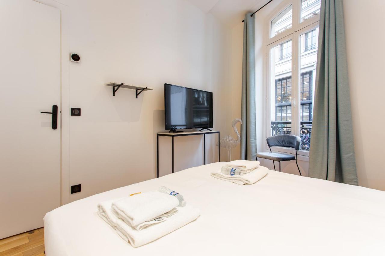 Cmg-champs Elysées - Boetie 8 Appartement